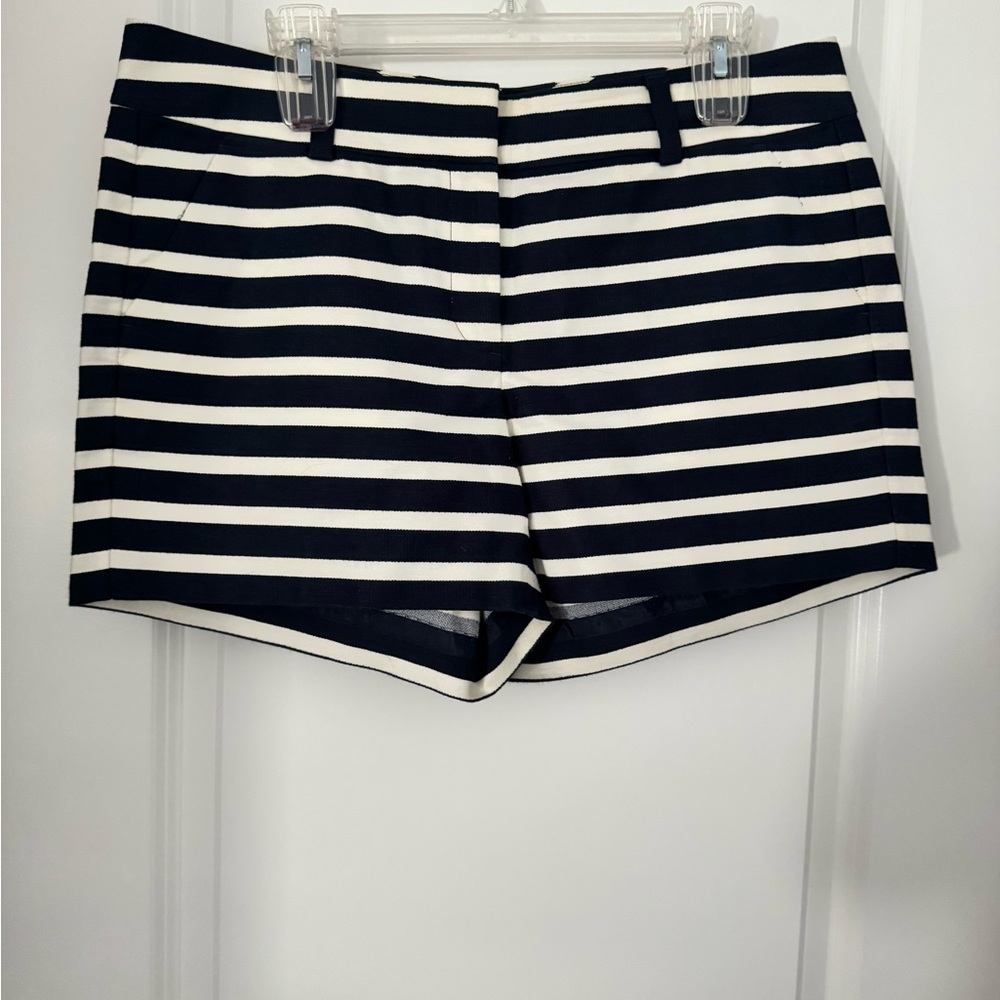 Ann Taylor shorts size 10